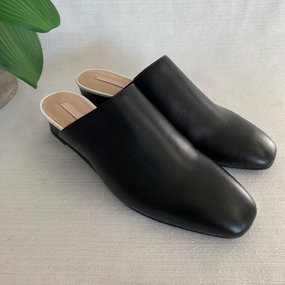 NWOT Charles & Keith Black Faux Leather Wedged Loafer Mules Woman’s EU39 US 8 - Picture 2 of 10
